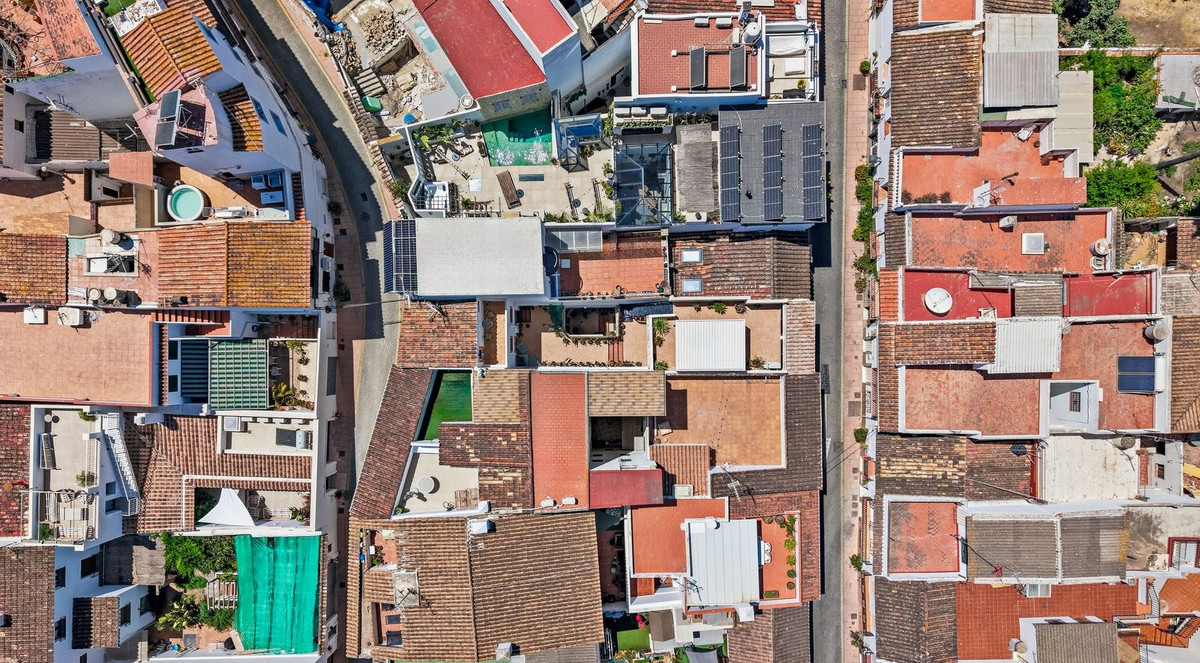 Huis te koop in Estepona | 4 slaapkamers H5455354