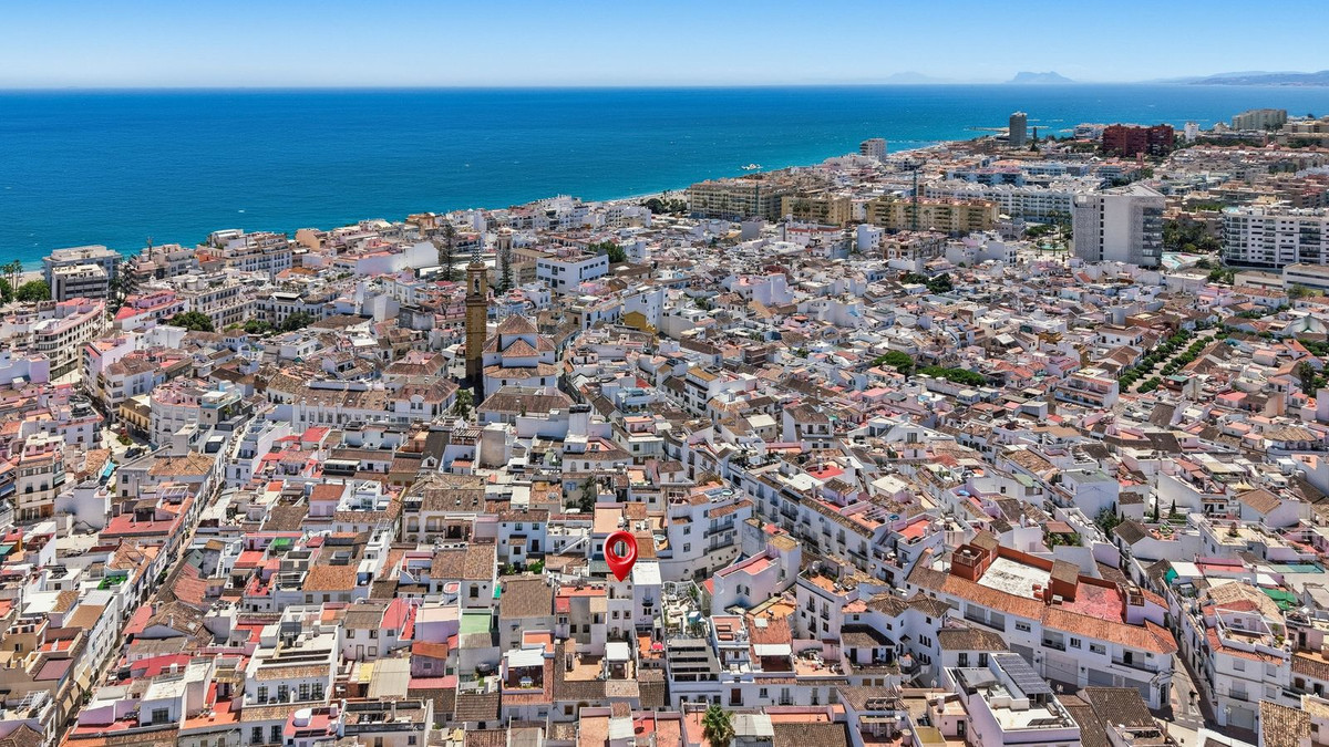Huis te koop in Estepona | 4 slaapkamers H5455354
