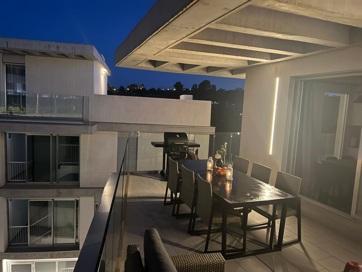Appartement te koop in Estepona | 2 slaapkamers H5455465