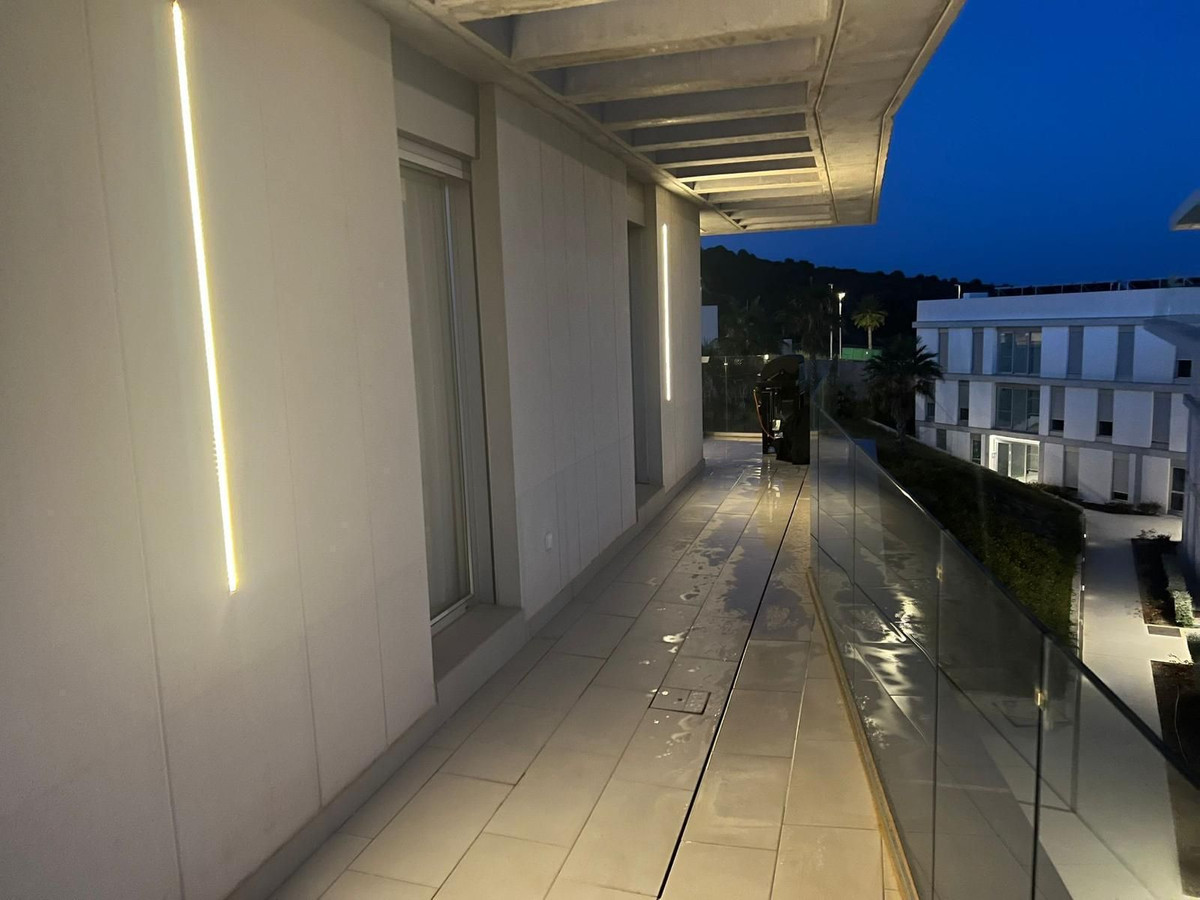 Appartement te koop in Estepona | 2 slaapkamers H5455465