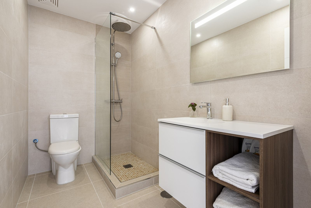 Appartement te koop in Estepona | 3 slaapkamers H5455948