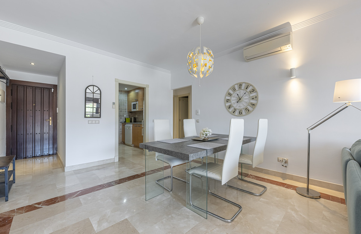 Huis te koop in Estepona | 2 slaapkamers H5456635