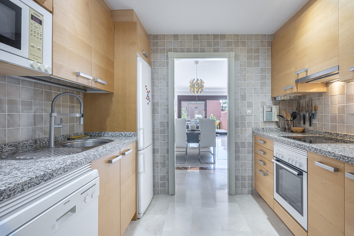Huis te koop in Estepona | 2 slaapkamers H5456635