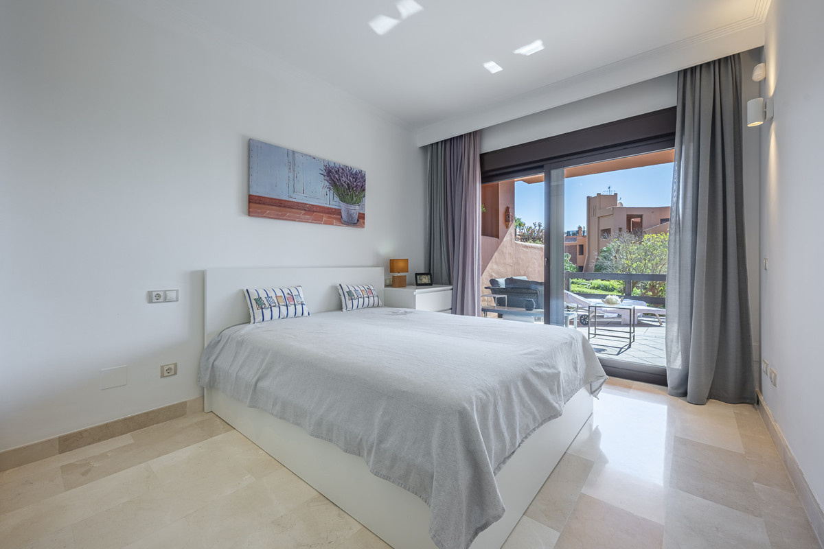 Huis te koop in Estepona | 2 slaapkamers H5456635
