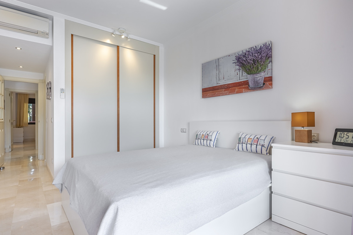 Huis te koop in Estepona | 2 slaapkamers H5456635