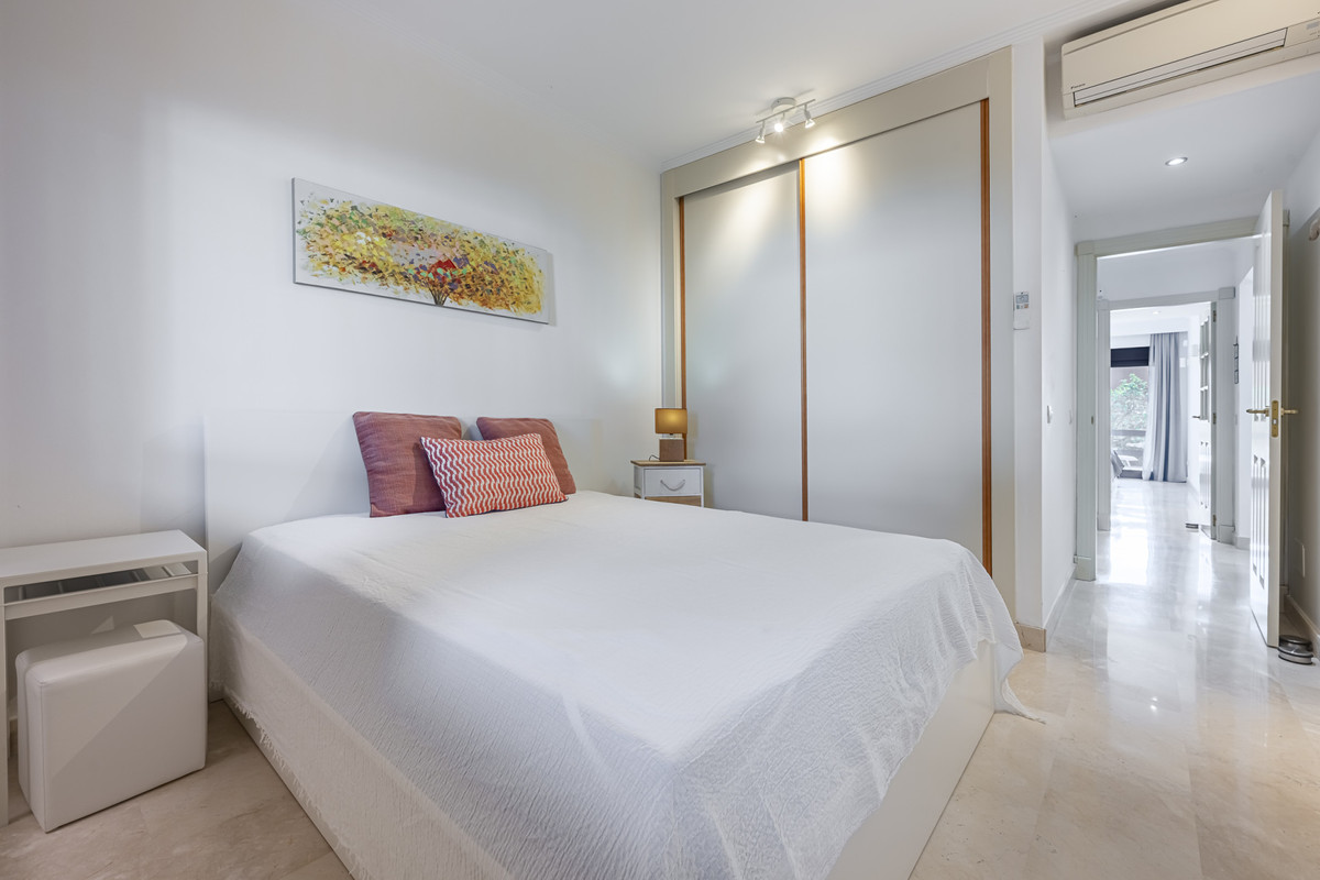Huis te koop in Estepona | 2 slaapkamers H5456635
