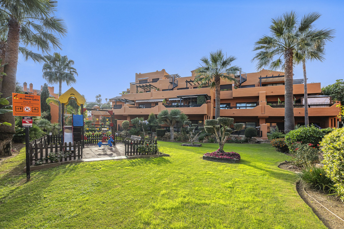 Huis te koop in Estepona | 2 slaapkamers H5456635