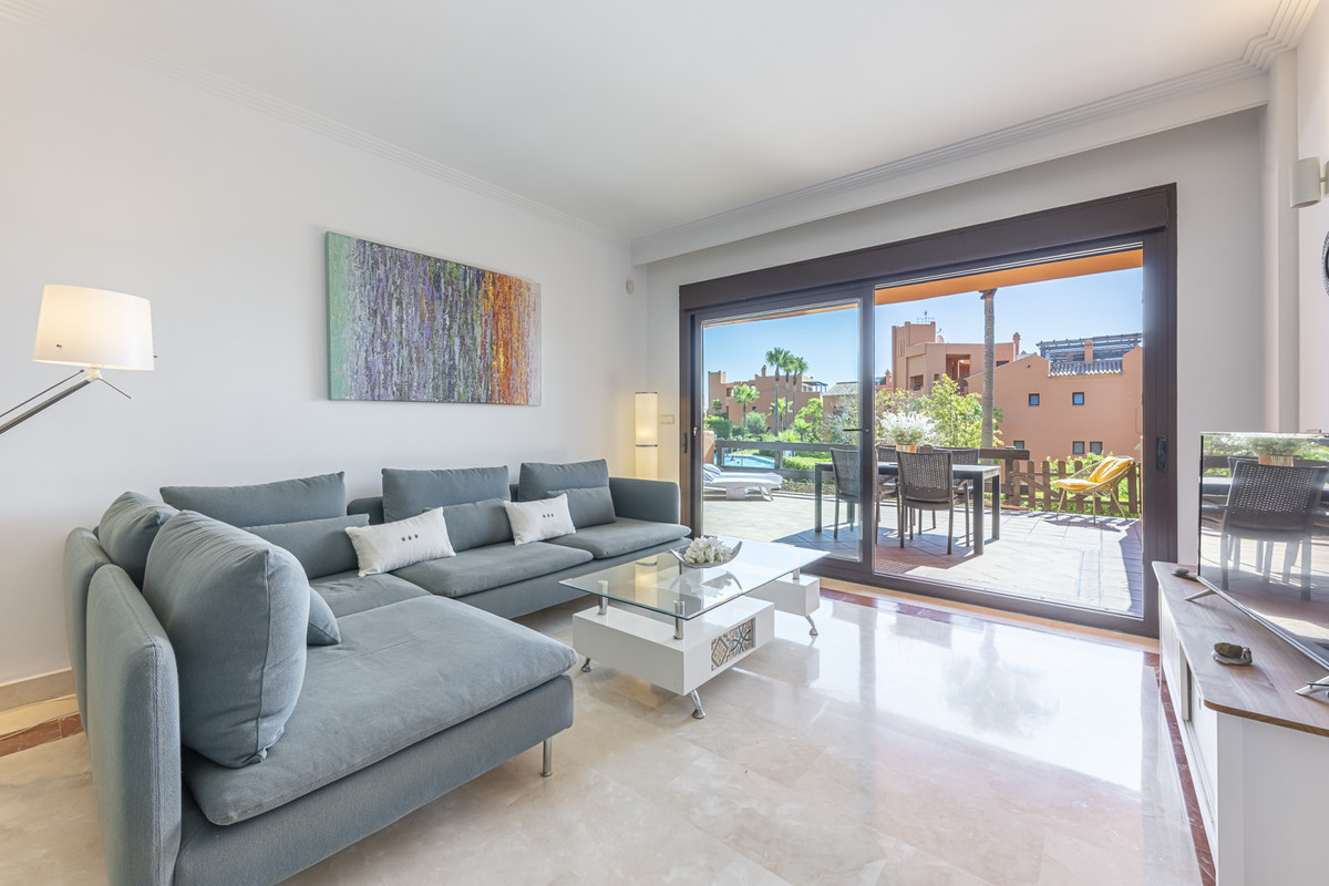 Huis te koop in Estepona | 2 slaapkamers H5456635