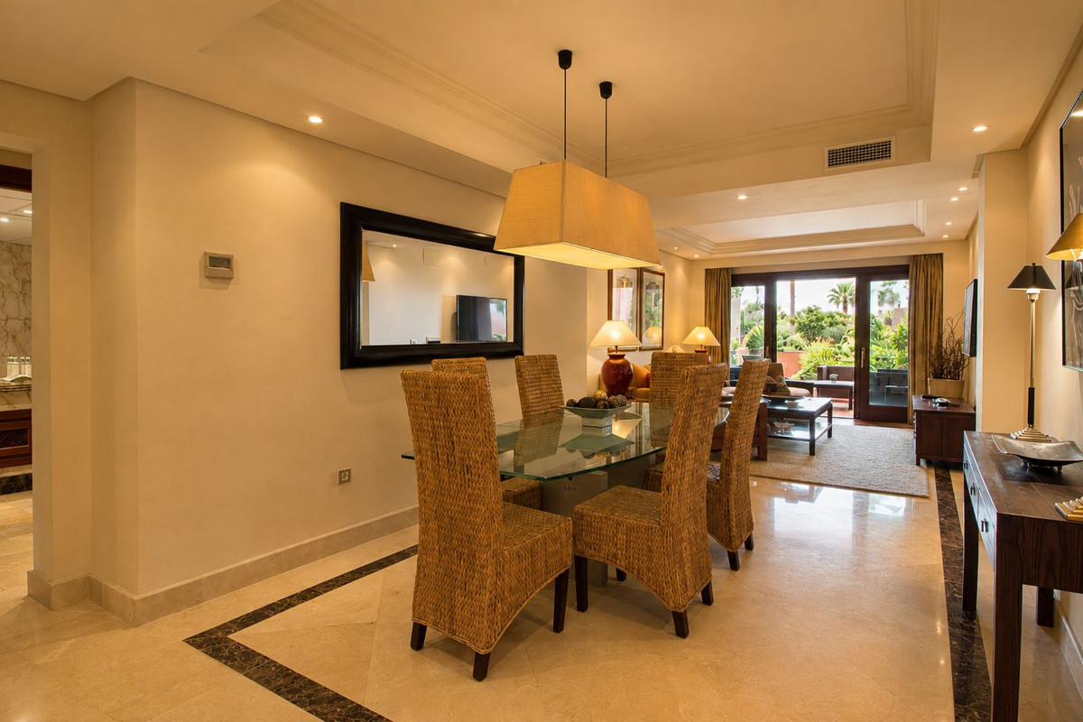 Huis te koop in Estepona | 2 slaapkamers H5457070