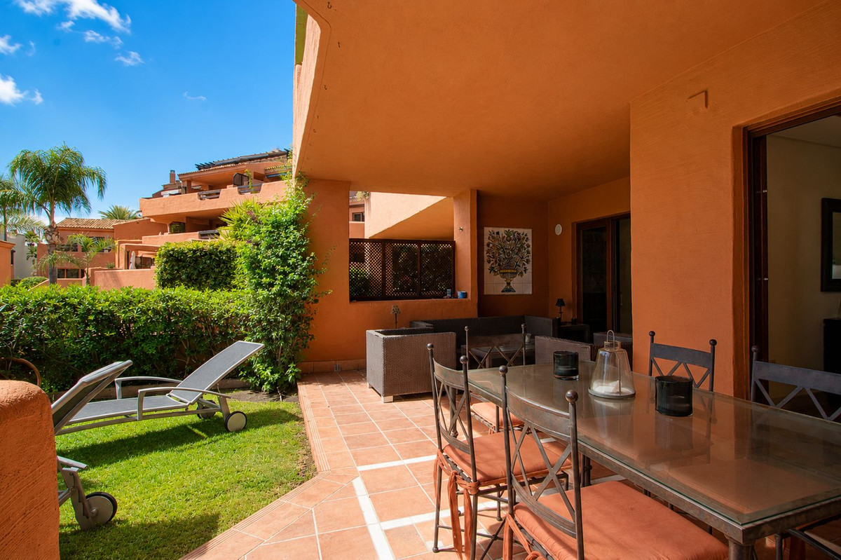 Huis te koop in Estepona | 2 slaapkamers H5457070