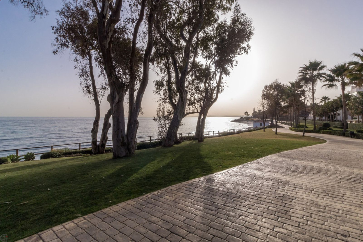 Huis te koop in Estepona | 2 slaapkamers H5457070