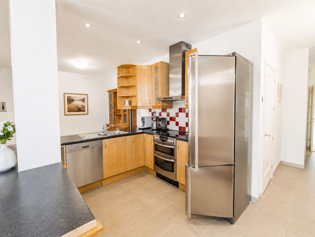 Huis te koop in Estepona | 6 slaapkamers H5459224