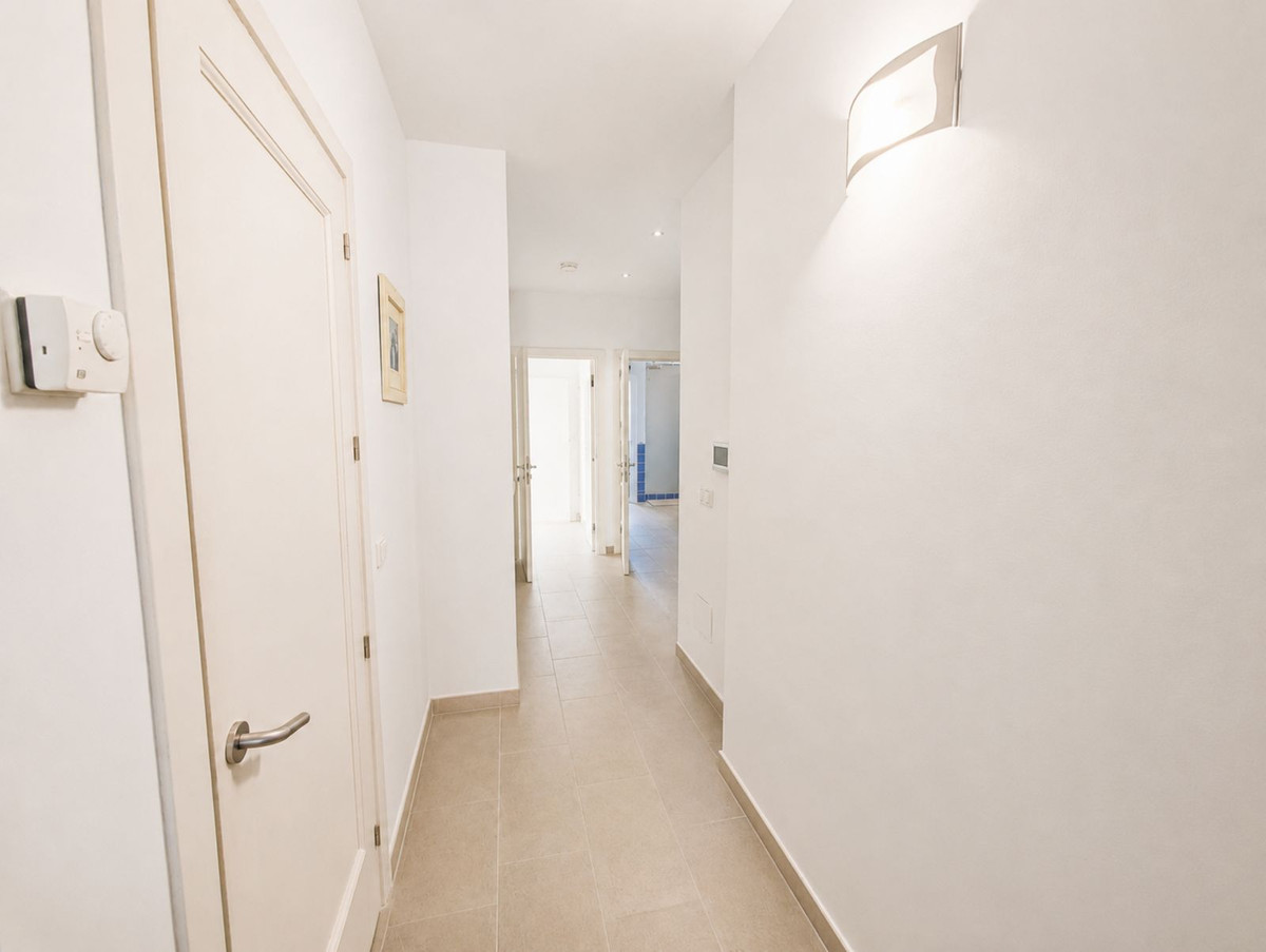Huis te koop in Estepona | 6 slaapkamers H5459224