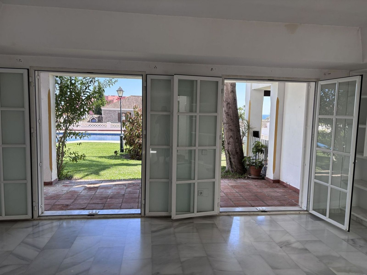 Huis te koop in Estepona | 3 slaapkamers H5459593