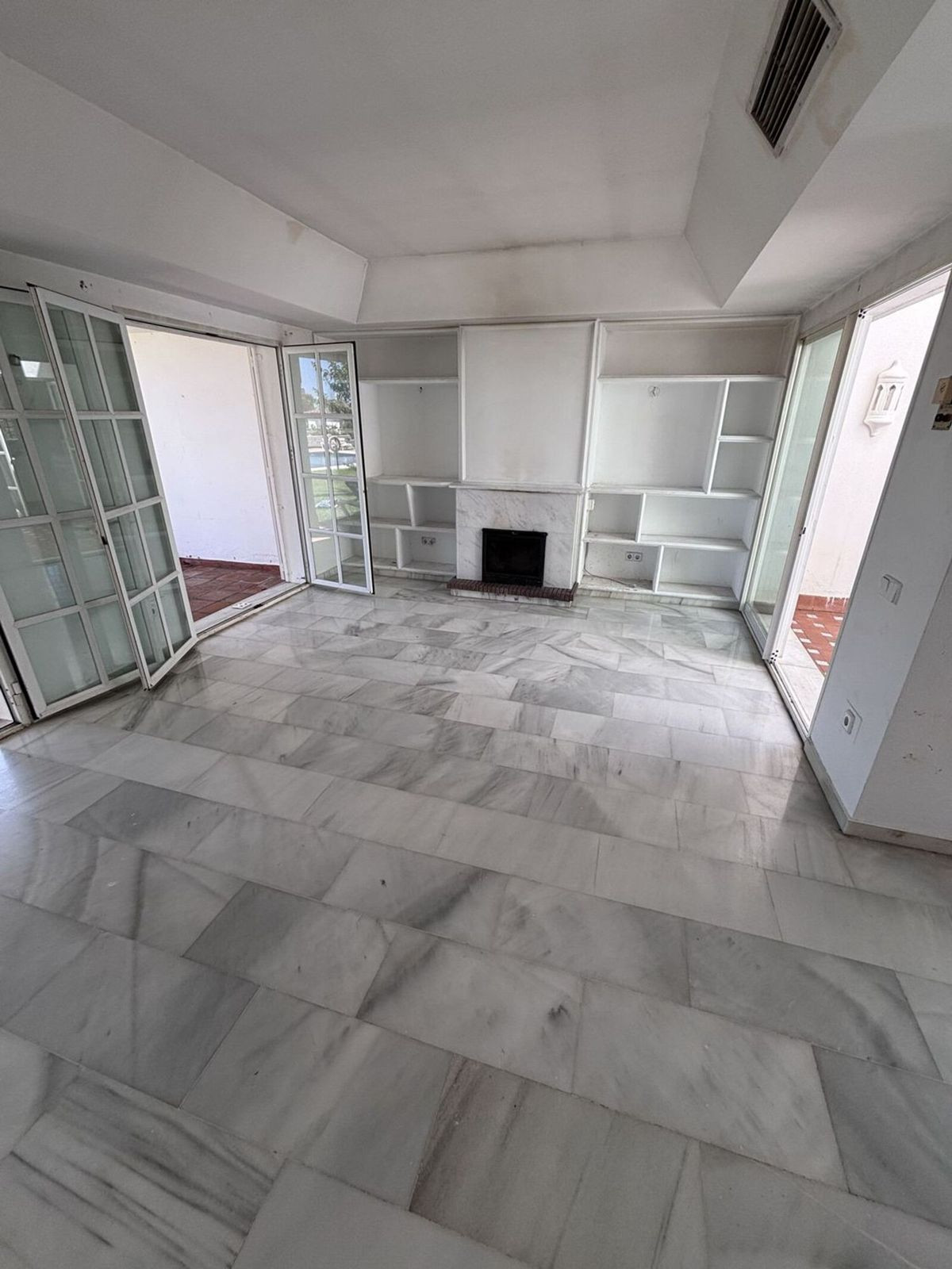 Huis te koop in Estepona | 3 slaapkamers H5459593