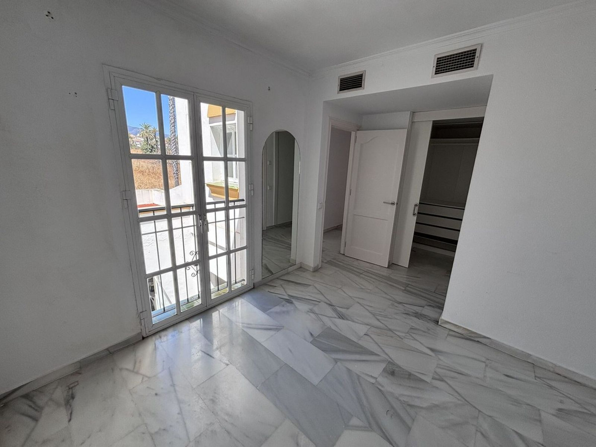 Huis te koop in Estepona | 3 slaapkamers H5459593
