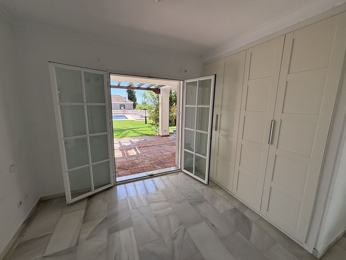 Huis te koop in Estepona | 3 slaapkamers H5459593