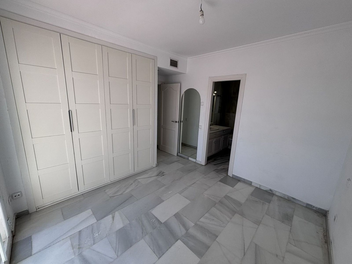 Huis te koop in Estepona | 3 slaapkamers H5459593