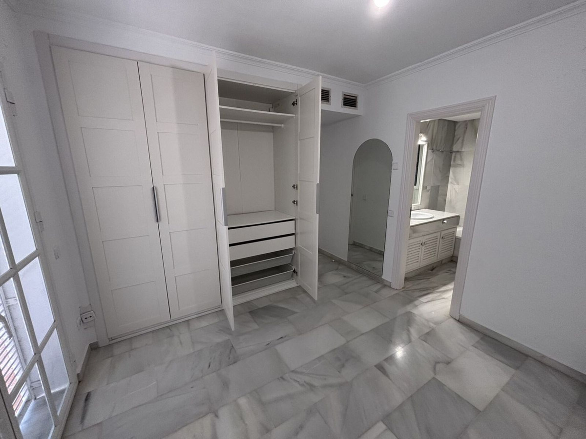 Huis te koop in Estepona | 3 slaapkamers H5459593