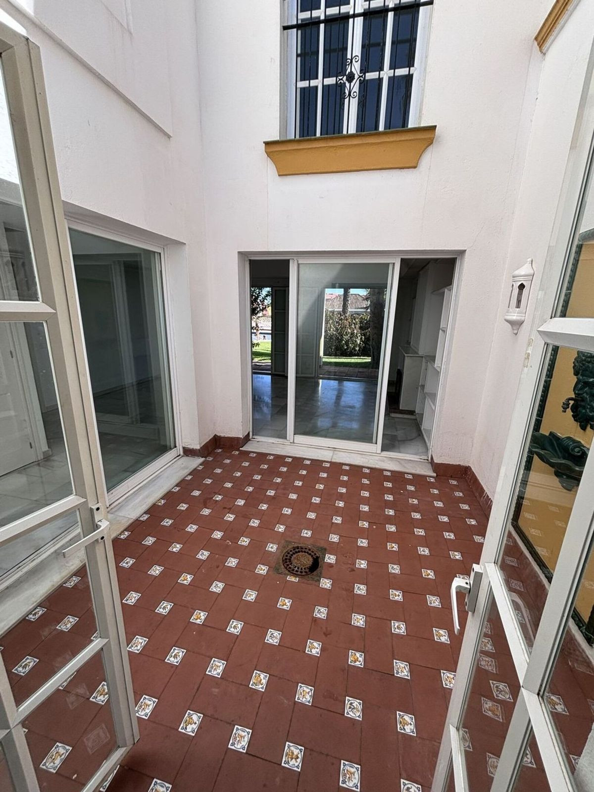 Huis te koop in Estepona | 3 slaapkamers H5459593