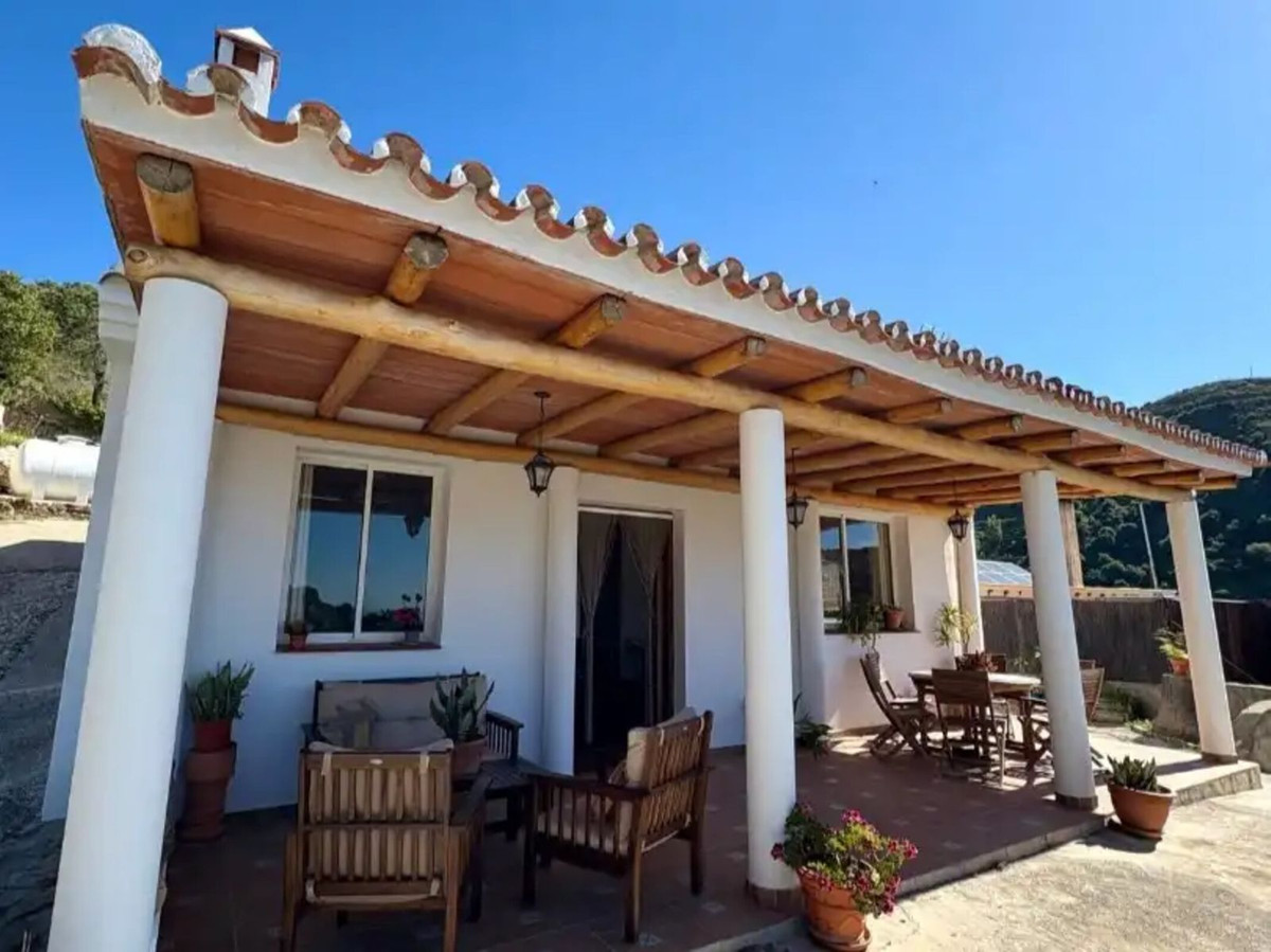 Finca - Cortijo te koop in Estepona | 3 slaapkamers H5459608