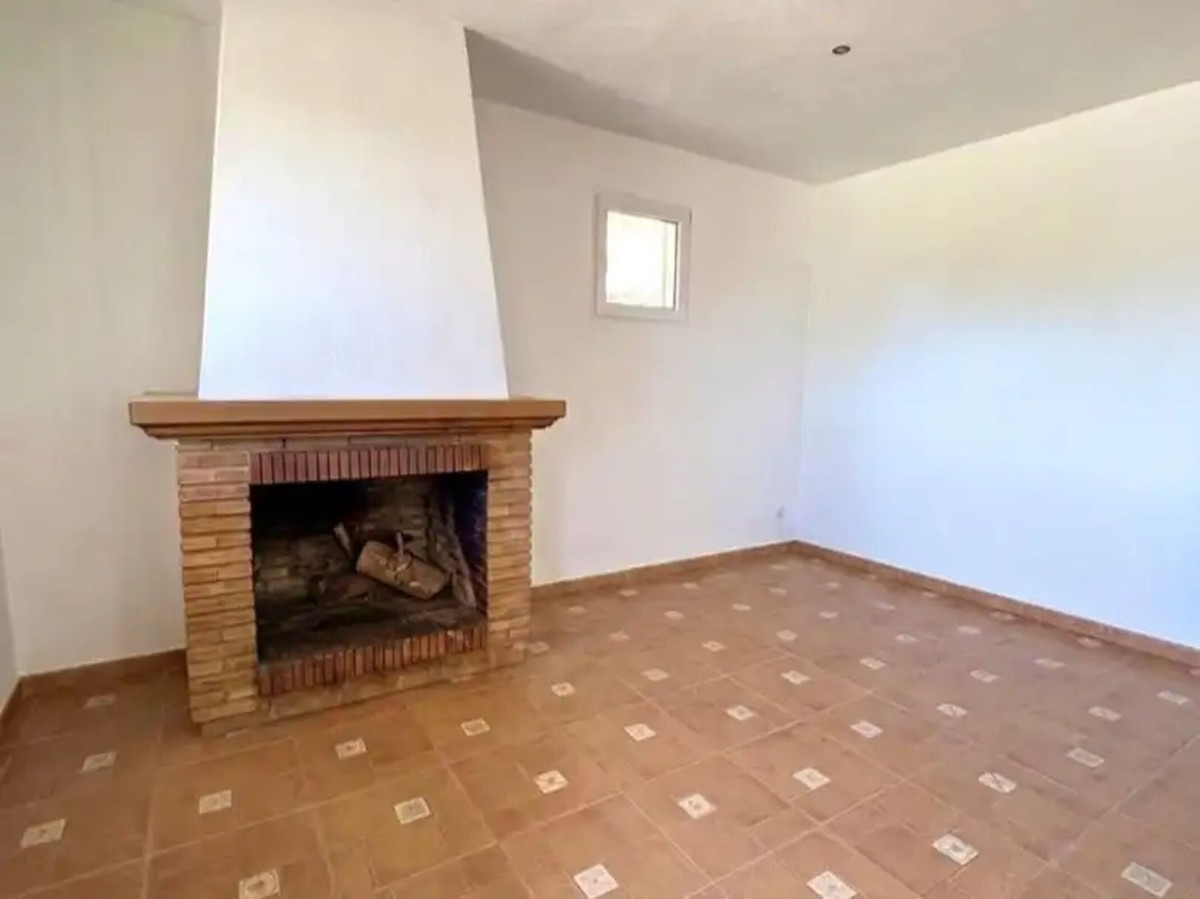Finca - Cortijo te koop in Estepona | 3 slaapkamers H5459608