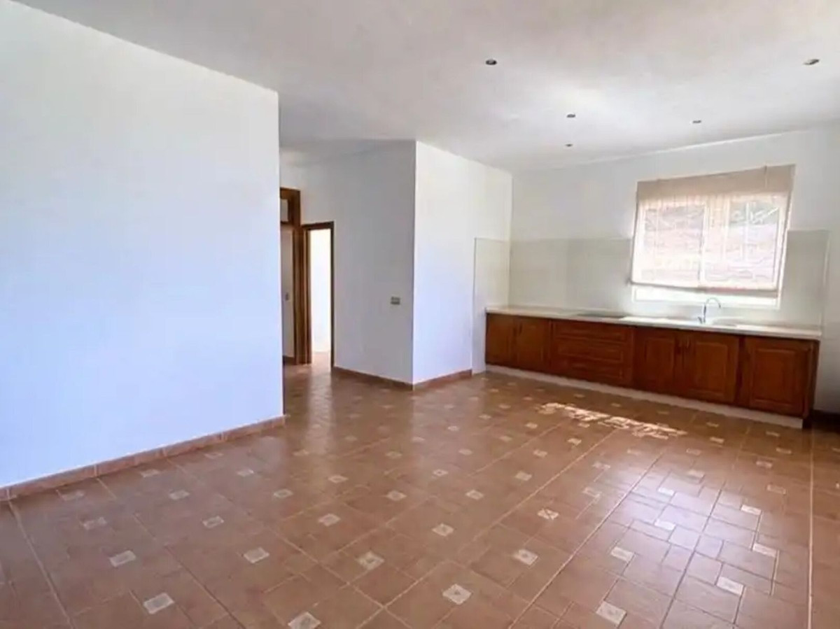 Finca - Cortijo te koop in Estepona | 3 slaapkamers H5459608