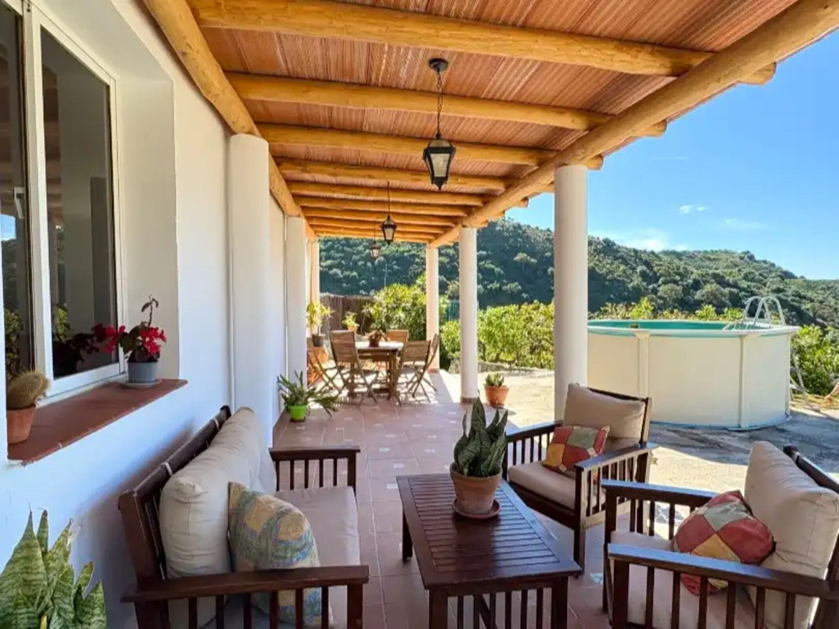 Finca - Cortijo te koop in Estepona | 3 slaapkamers H5459608