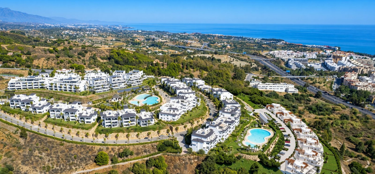 Huis te koop in Estepona | 2 slaapkamers H5459947