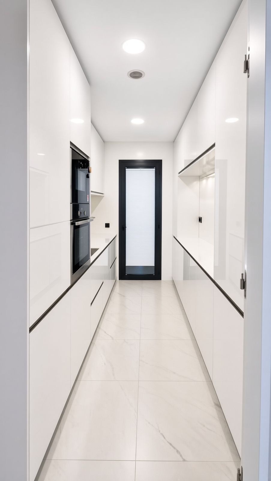 Huis te koop in Estepona | 2 slaapkamers H5459947