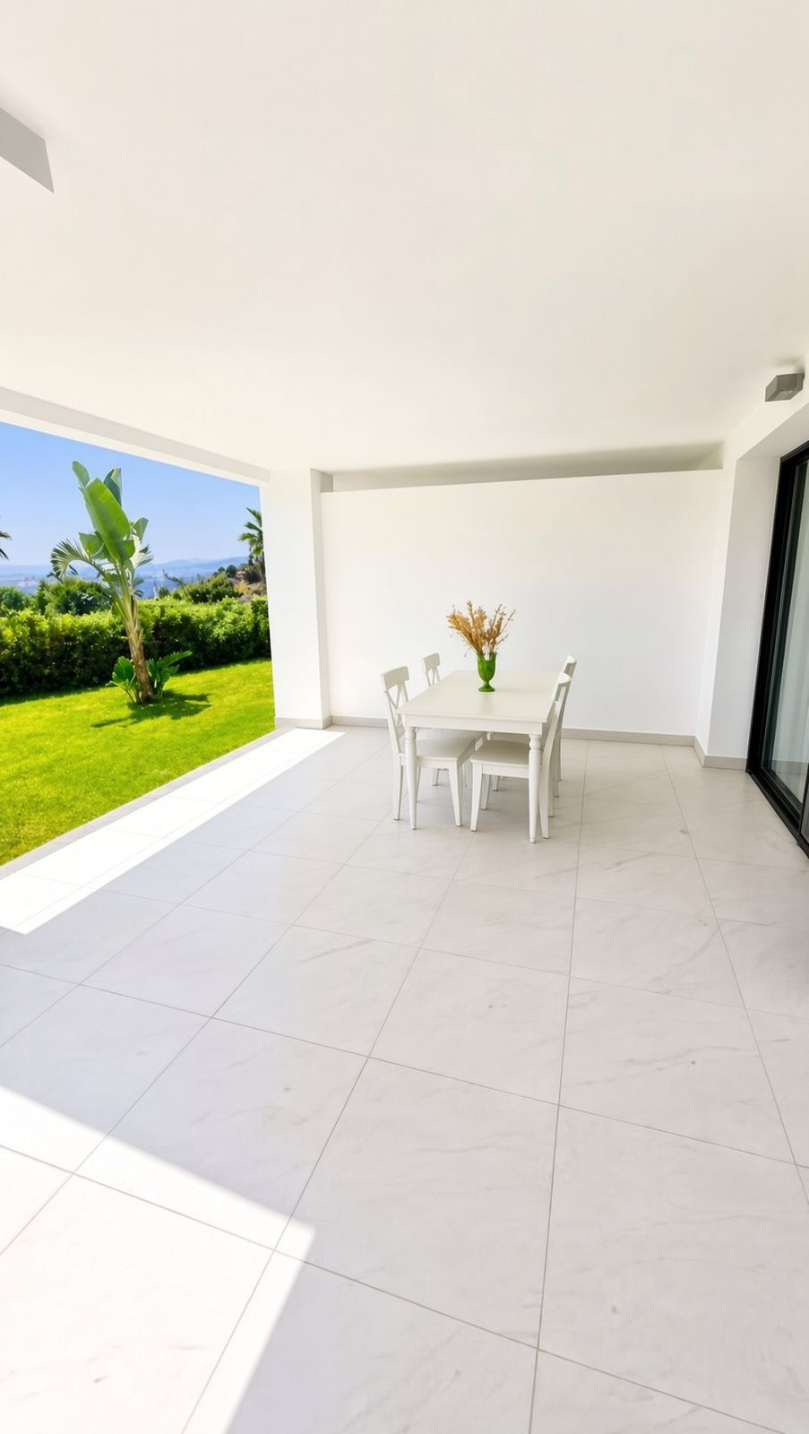 Huis te koop in Estepona | 2 slaapkamers H5459947