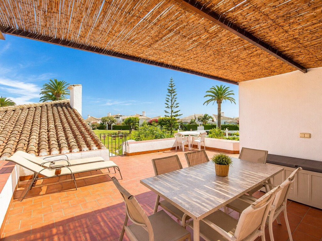 Huis te koop in Estepona | 2 slaapkamers H5460658