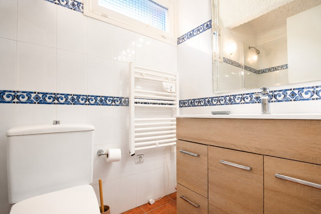 Huis te koop in Estepona | 2 slaapkamers H5460658