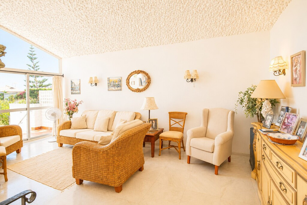 Huis te koop in Estepona | 2 slaapkamers H5460658