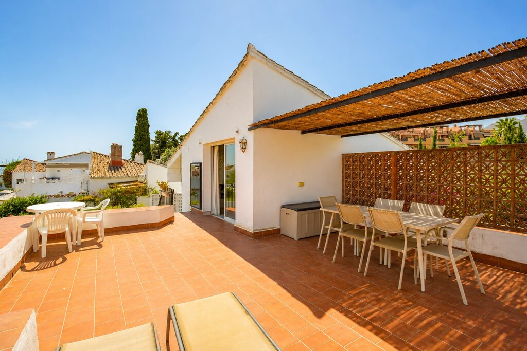 Huis te koop in Estepona | 2 slaapkamers H5460658