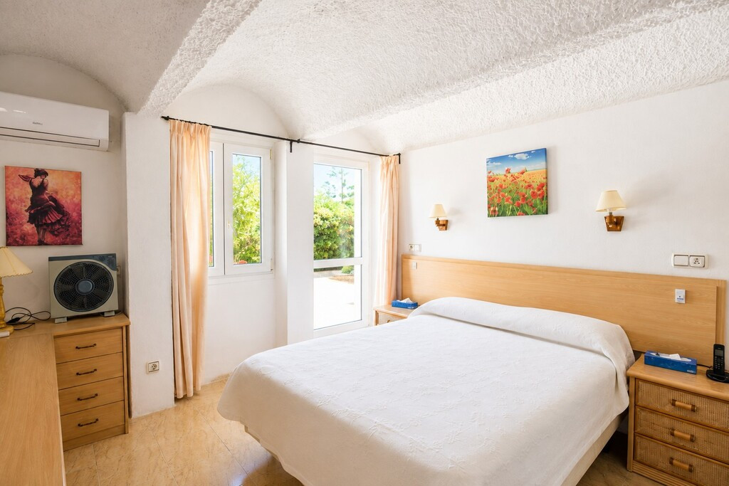 Huis te koop in Estepona | 2 slaapkamers H5460658
