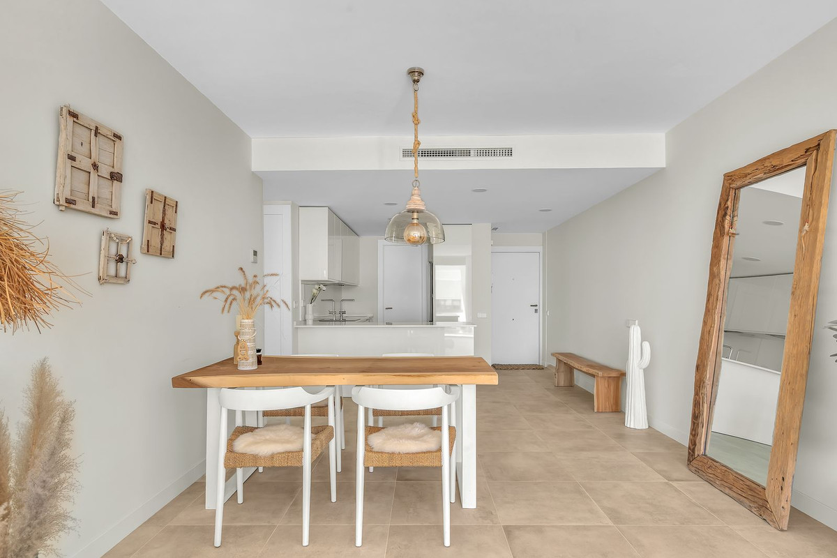 Huis te koop in Estepona | 2 slaapkamers H5460781
