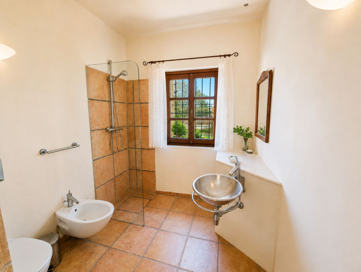 Finca - Cortijo te koop in Estepona | 4 slaapkamers H5460985