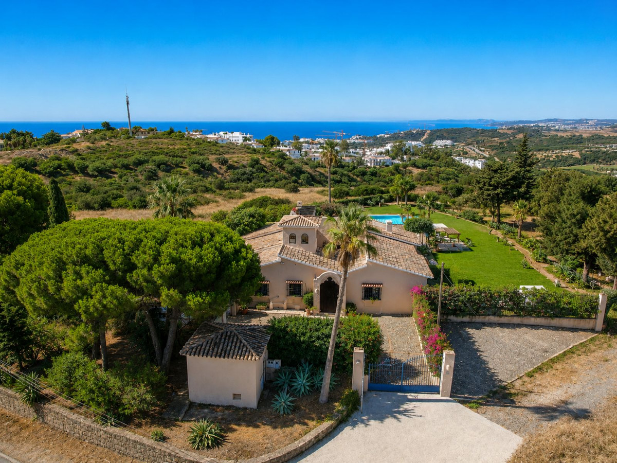 Finca - Cortijo te koop in Estepona | 4 slaapkamers H5460985