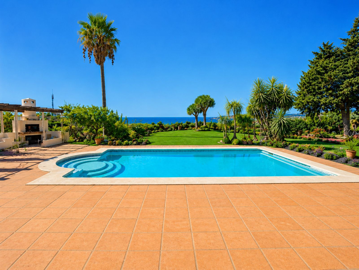 Finca - Cortijo te koop in Estepona | 4 slaapkamers H5460985