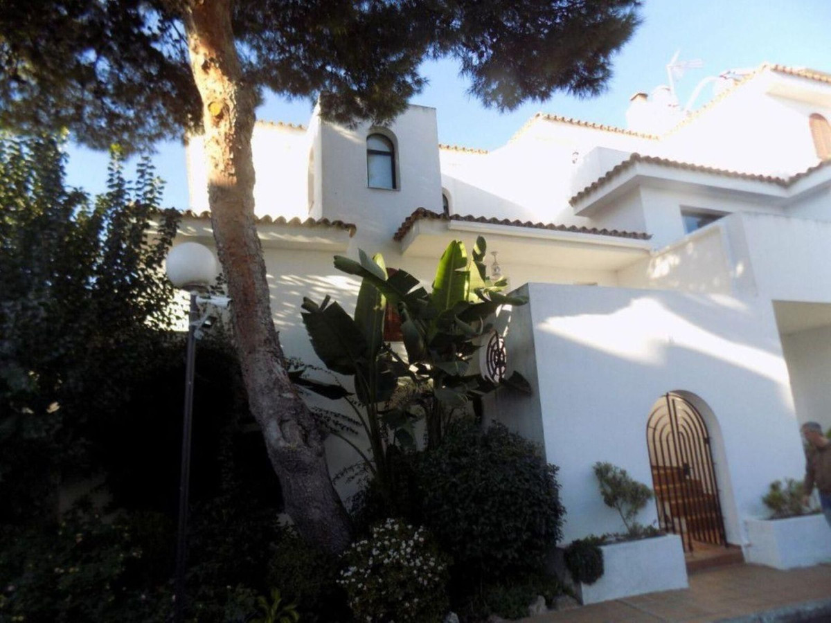 Huis te koop in Estepona | 3 slaapkamers H5461546