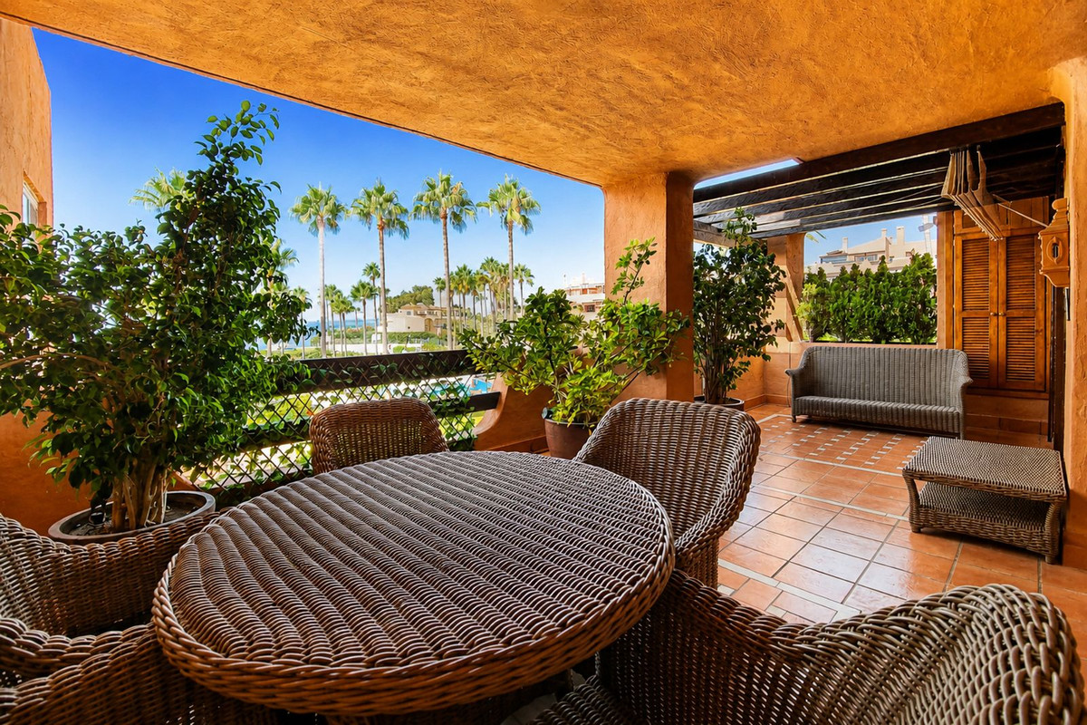 Appartement te koop in Estepona | 3 slaapkamers H5462002