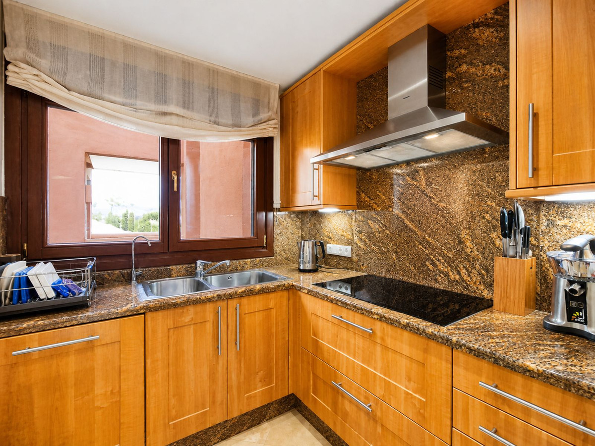 Appartement te koop in Estepona | 3 slaapkamers H5462002
