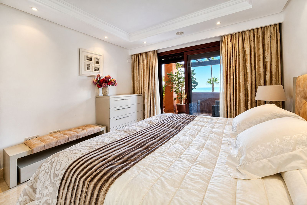 Appartement te koop in Estepona | 3 slaapkamers H5462002