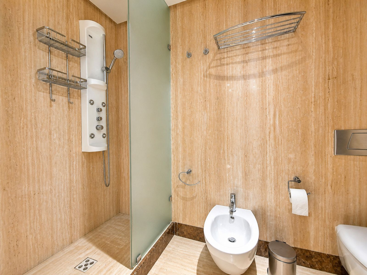 Appartement te koop in Estepona | 3 slaapkamers H5462002