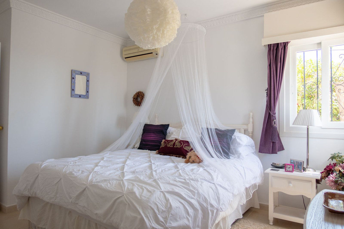 Huis te koop in Estepona | 3 slaapkamers H5462059