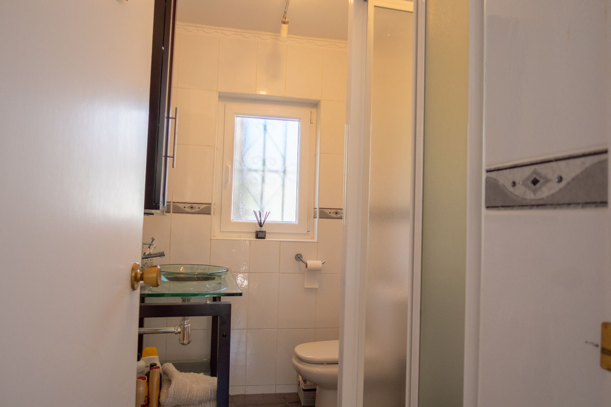 Huis te koop in Estepona | 3 slaapkamers H5462059