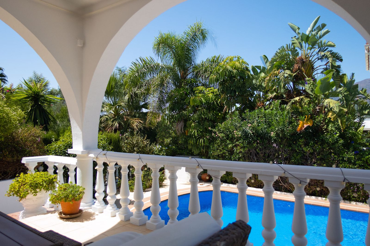 Huis te koop in Estepona | 3 slaapkamers H5462059