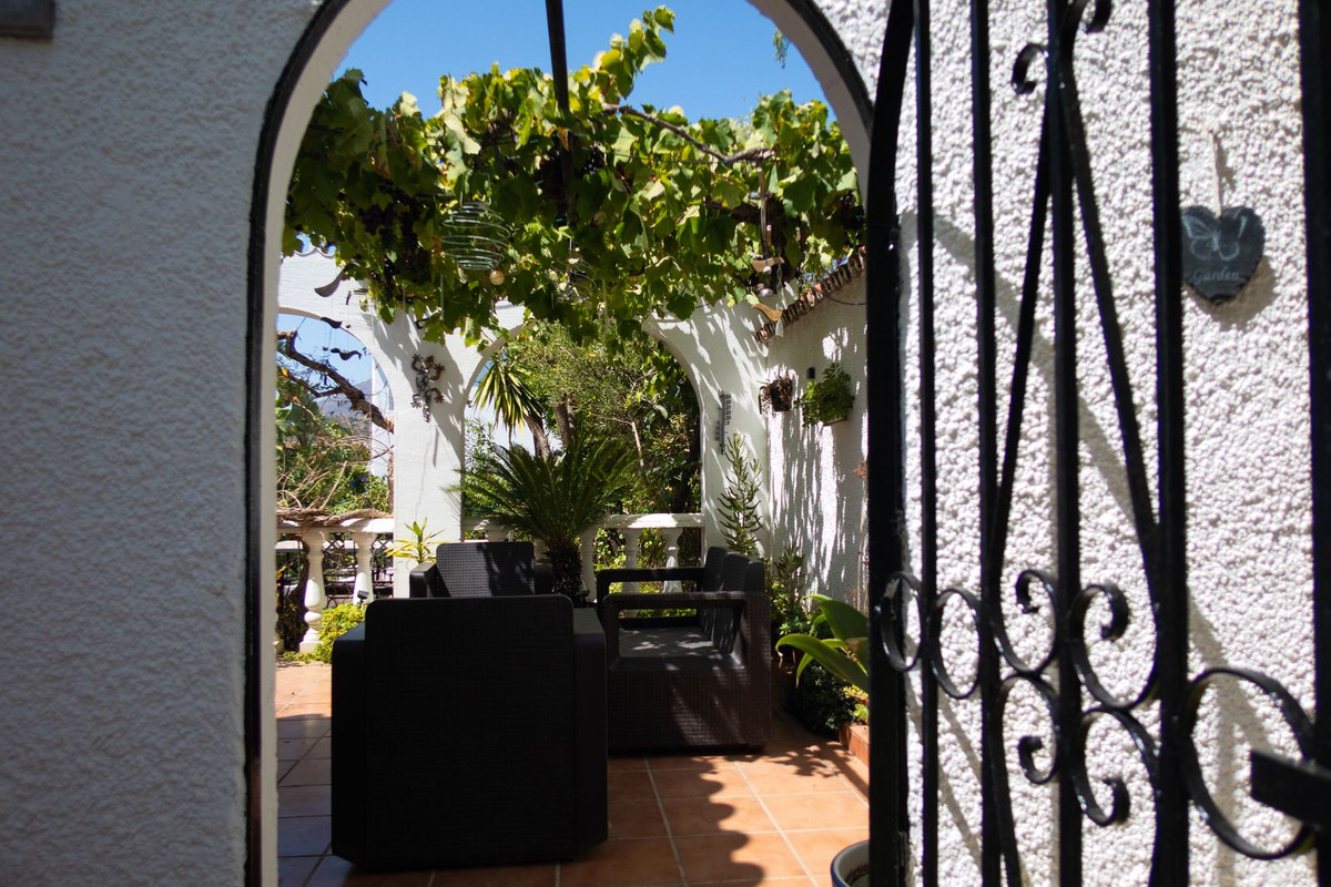 Huis te koop in Estepona | 3 slaapkamers H5462059