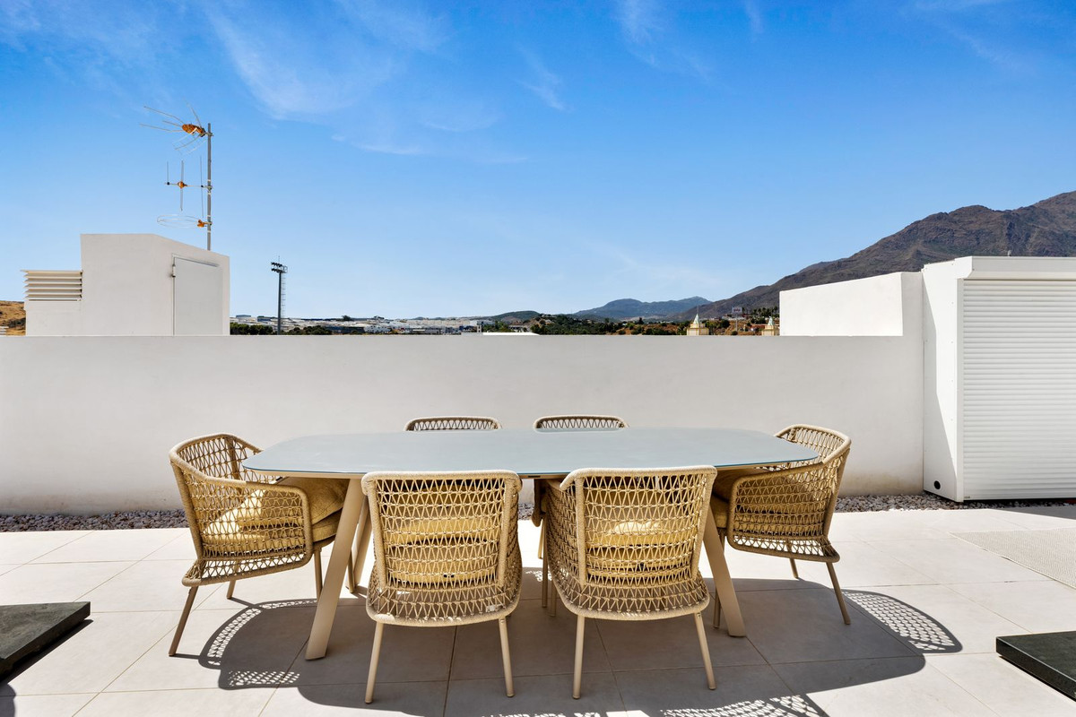 Finca - Cortijo te koop in Estepona | 2 slaapkamers H5462089